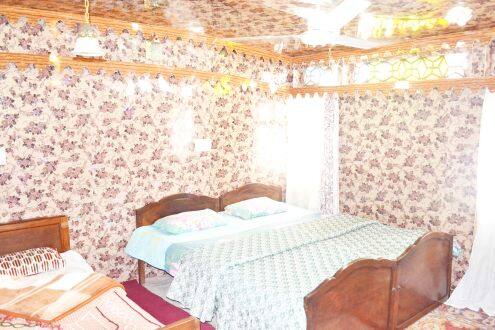 New Woodland Houseboat, Srinagar 2
